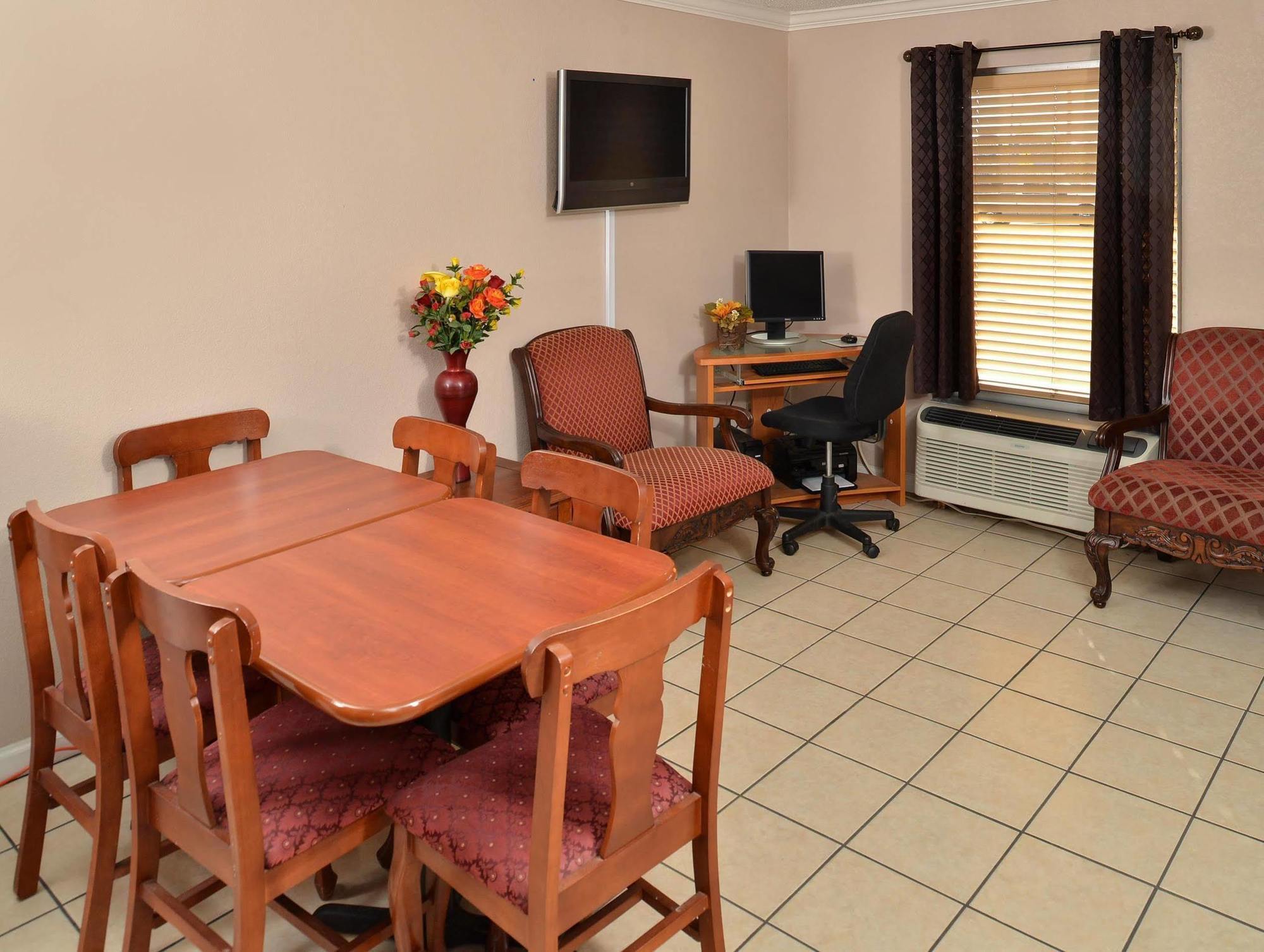 Americas Best Value Inn-Indianola Zewnętrze zdjęcie